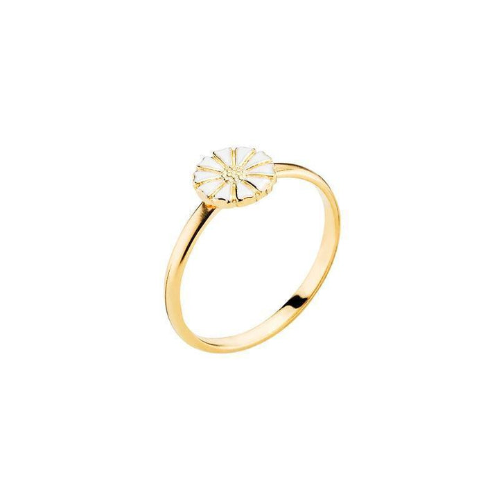 Daisy Gilt Gold Ring 7.5 mm with daisy flower in white enamel, Model 907075-M-001-1.