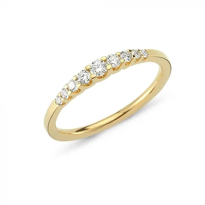 Nuran Empire Ring with Diamonds shows an elegant gold ring with seven clear diamonds, Model a3010-024-001