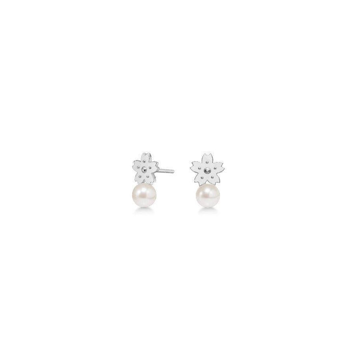 Polar Jewelry Sakura Silver Earrings with white pearl and flower design, elegant and simple. Model case-st-sl-wp-00119-1