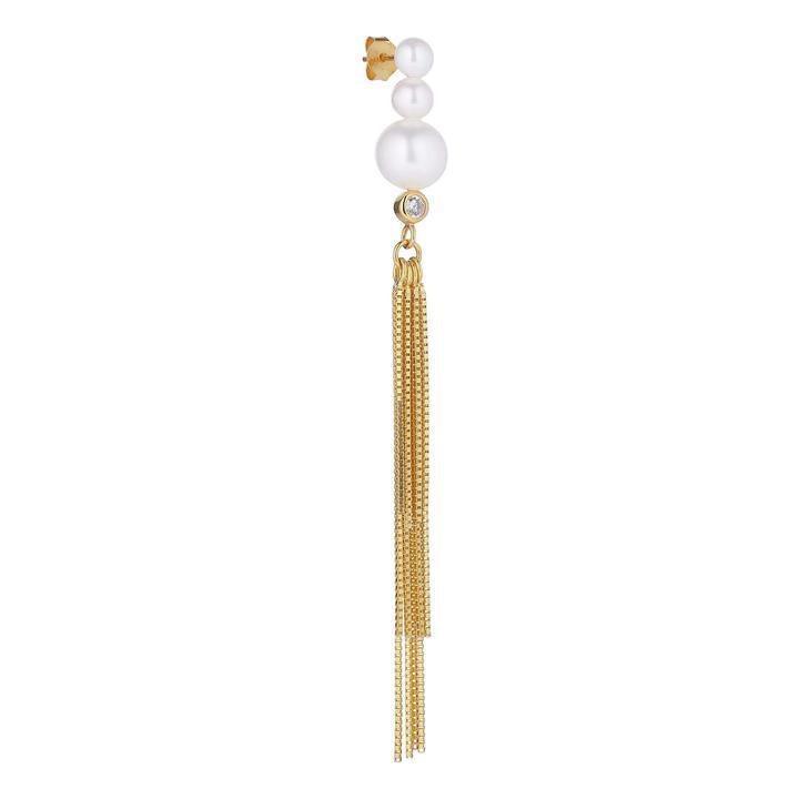 Baila Perle Earring with chains shows elegant earrings in gold with pearls and long golden chains. Model FW2027