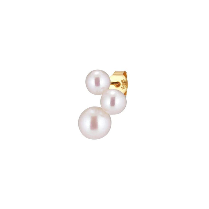 Trois Left Pearl Earring shows a gold-plated earring with three white freshwater pearls. Model FW2124